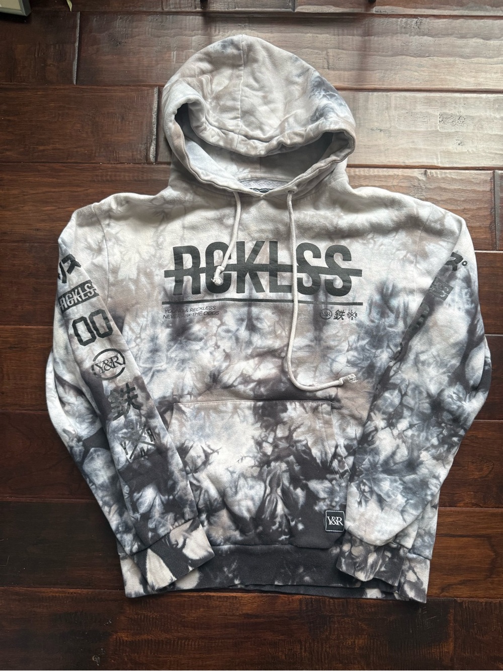 Young & Reckless Grey Tie Dye Graphic Pullover Hoodie Size M